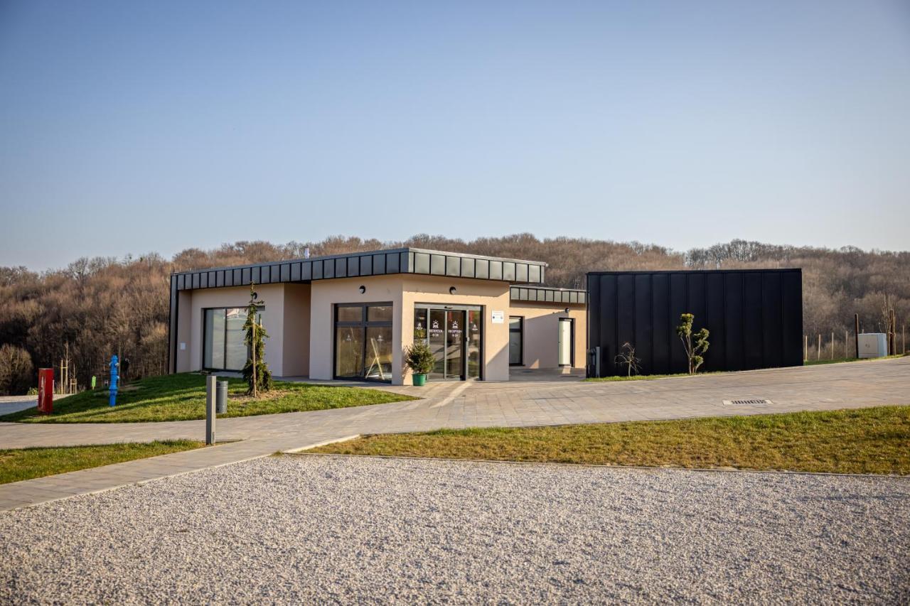 圣马丁娜穆里 Wine Camp Hazic酒店 外观 照片